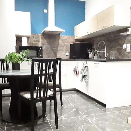 Maisonnette 28 M2 Au Fond Du Jardin Calme&Confort مونديفيل المظهر الخارجي الصورة