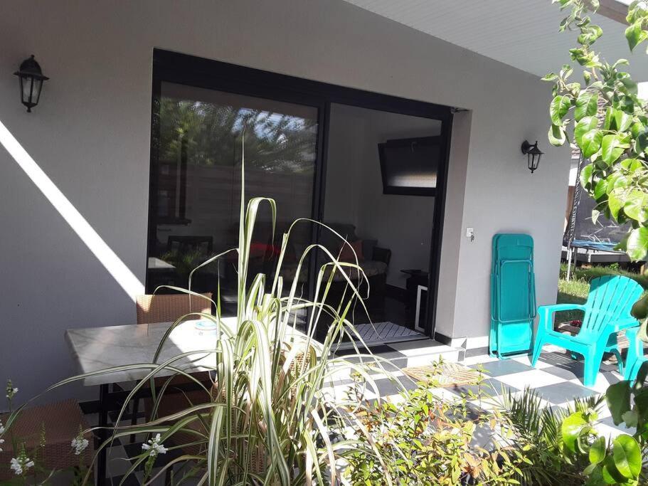 Maisonnette 28 M2 Au Fond Du Jardin Calme&Confort مونديفيل المظهر الخارجي الصورة