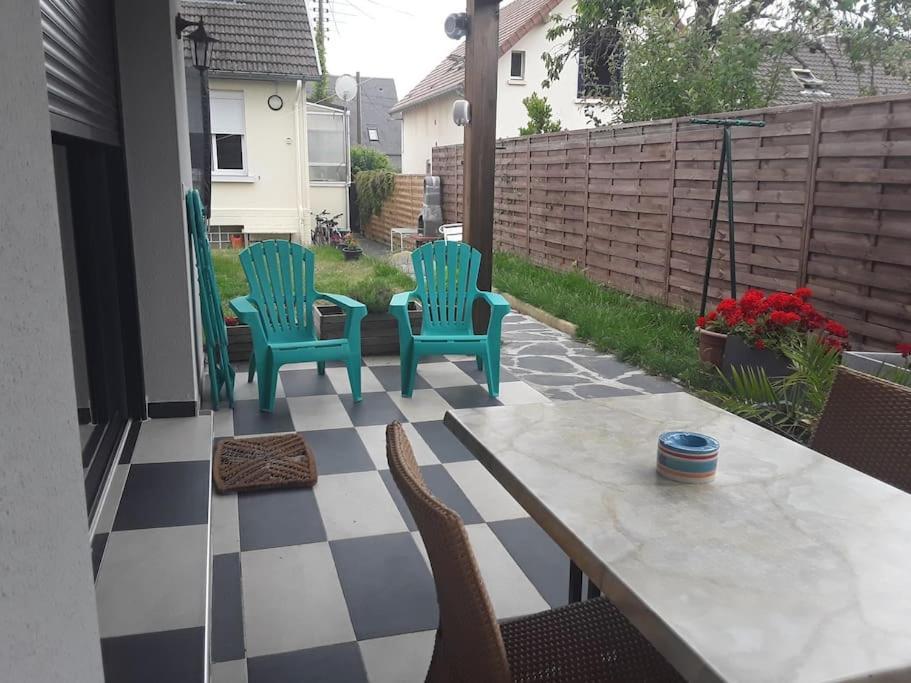 Maisonnette 28 M2 Au Fond Du Jardin Calme&Confort مونديفيل المظهر الخارجي الصورة